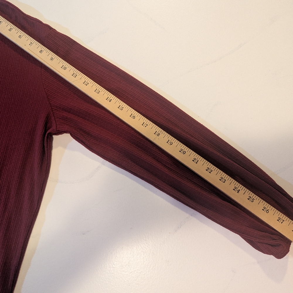 Torrid Women's Ribbed Burgundy Top - Picture 8 of 8